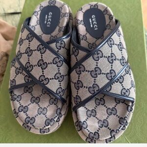 Gucci gg platform 30mm sandal blue canvas